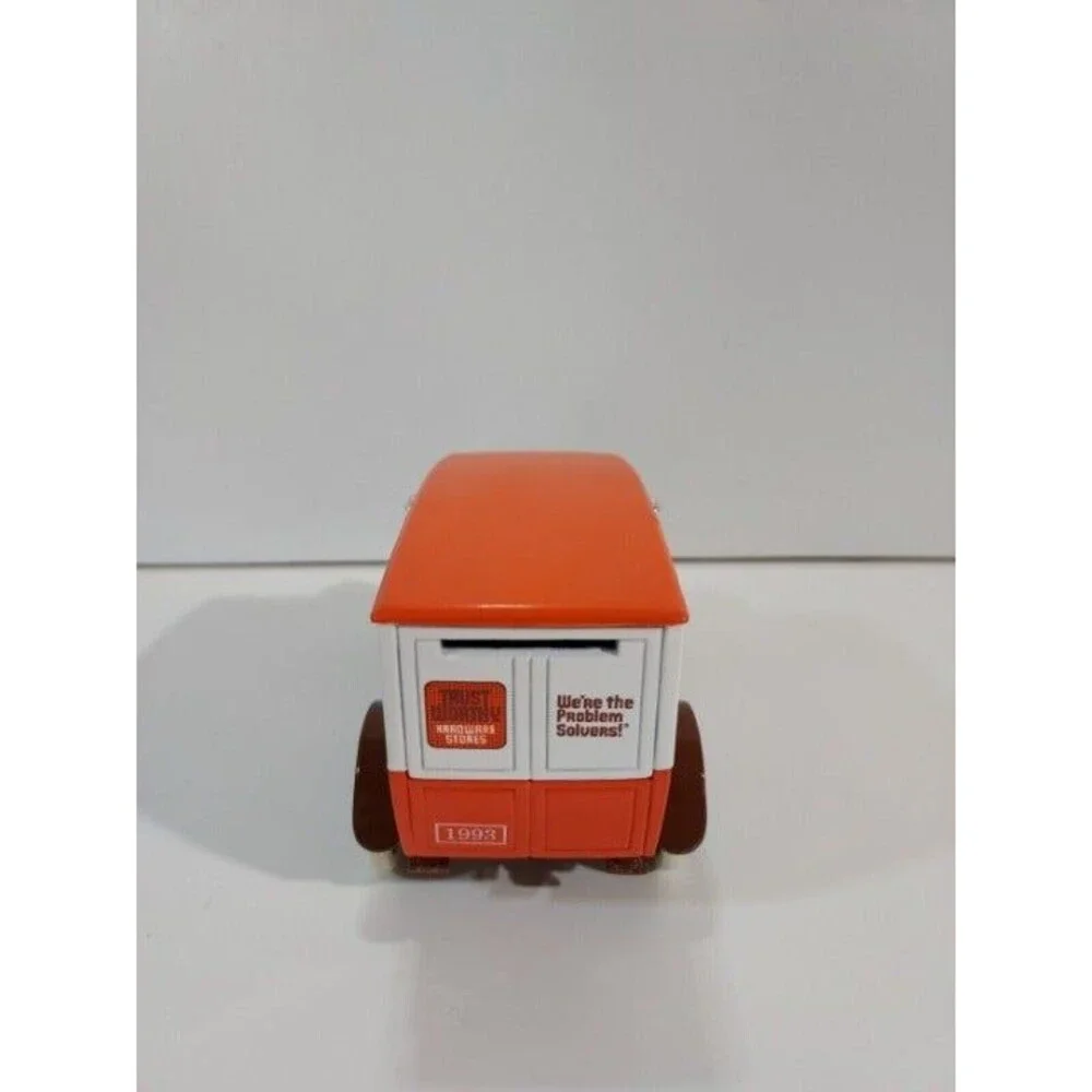 Liberty Classics 1:24 Die Cast Trustworthy 1916 Studebaker Cargo Van Bank